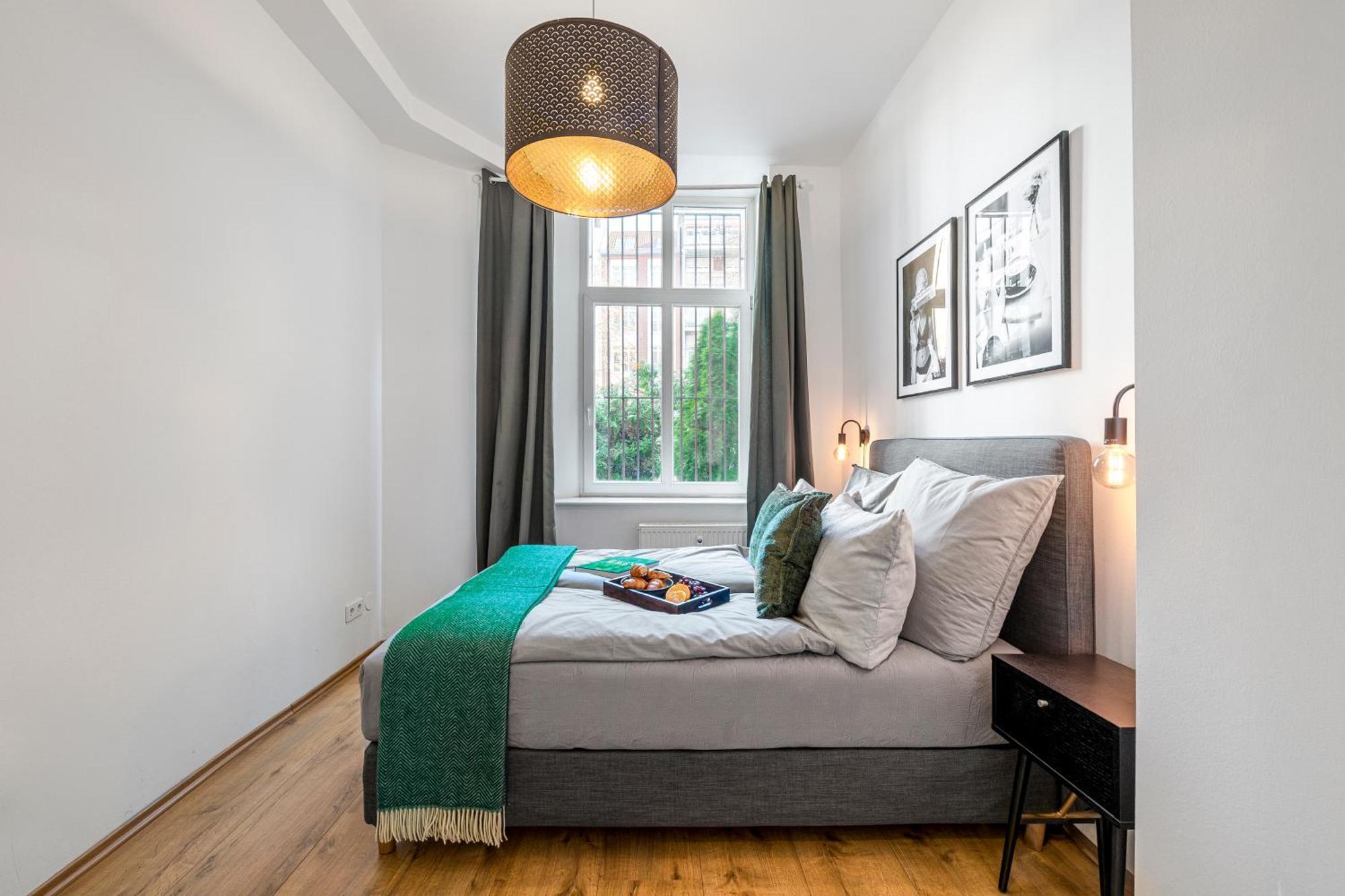 Theboediker Group & Family Apartment, 3 Bedroom 1 Living Room, 2 Bathrooms, Ideal For Bigger Groups Of 4 -9 Guests — Photos 2